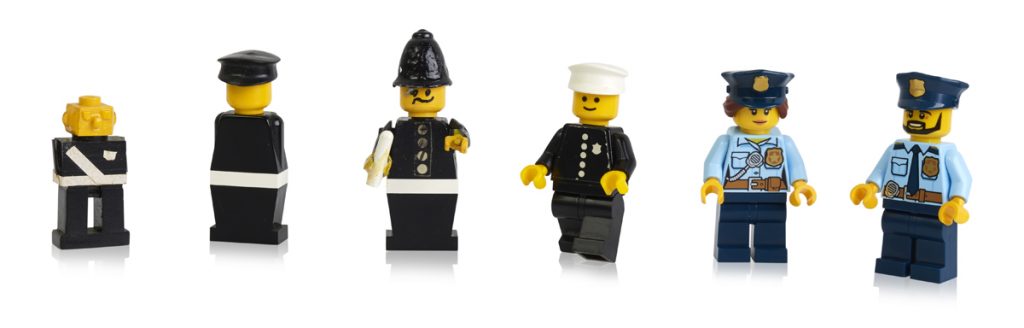 Early prototypes first and more recent police minifigures e1535501057504