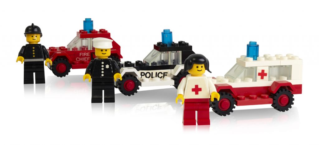 Some of the first minifigures launched in 1978 with transportation e1535501449821