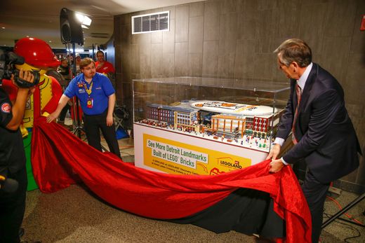 06b8fe00-b933-4c08-8eab-f5d2129512bb-LEGO-Little-Caesars-TG_10222018-02