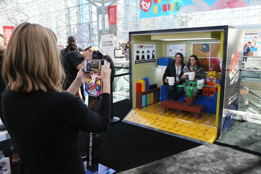 LEGO Impresses with Exhibits, Displays and New Products Unveiled in 2019 New York Toy Fair