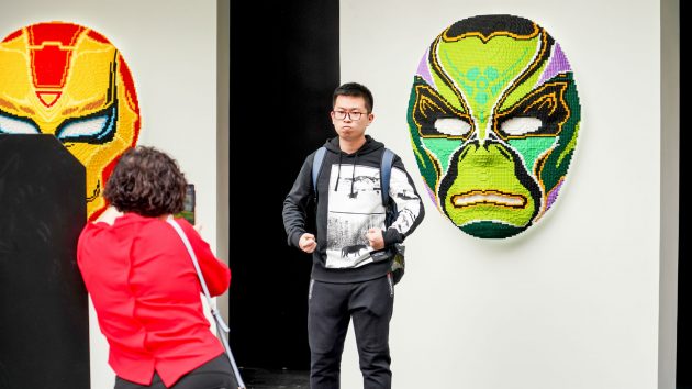 peking-opera-hulk-shanghai-avengers-lego-630x354