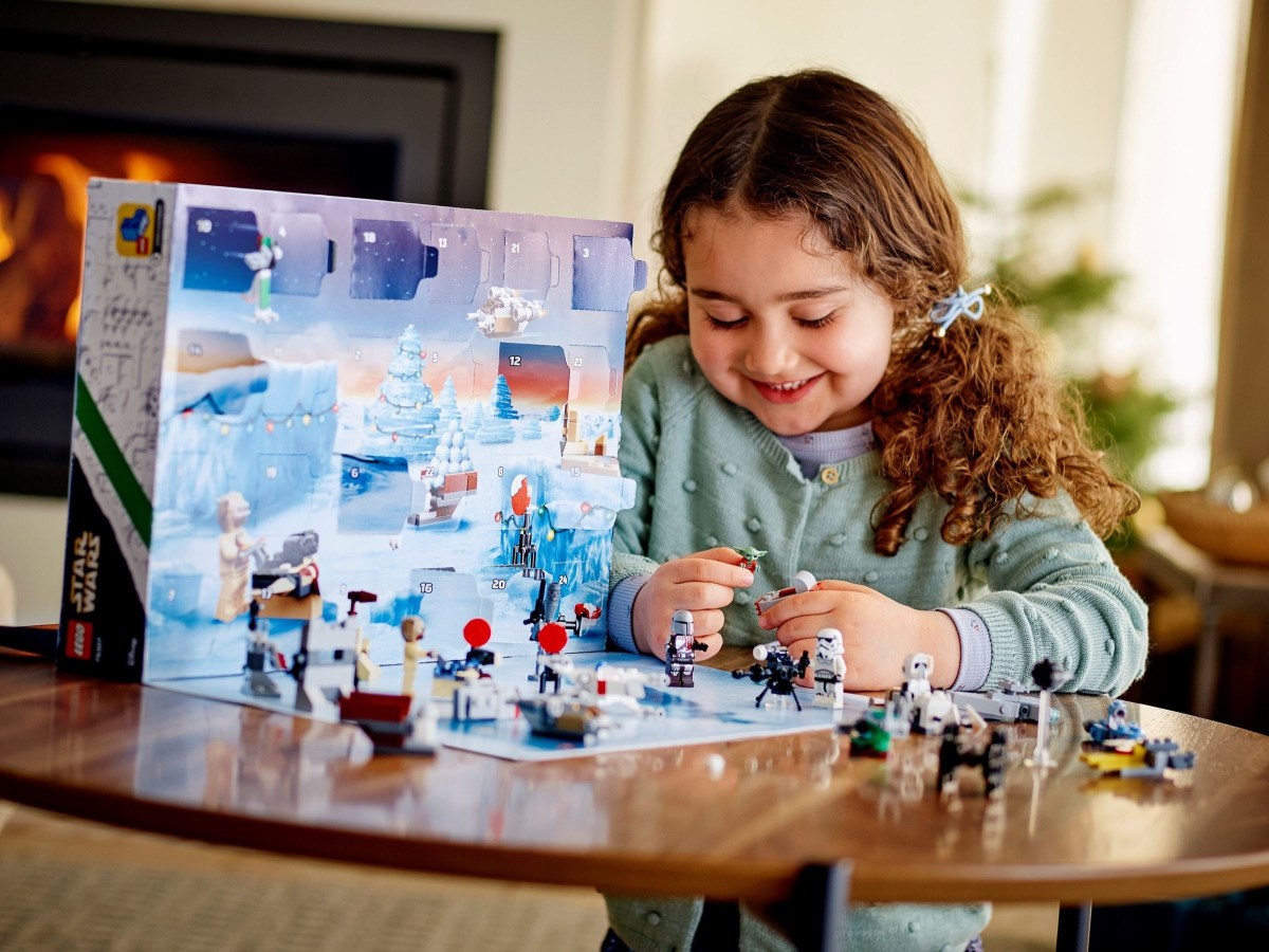 LEGO Star Wars Advent Calendar (75307) Official Images Released