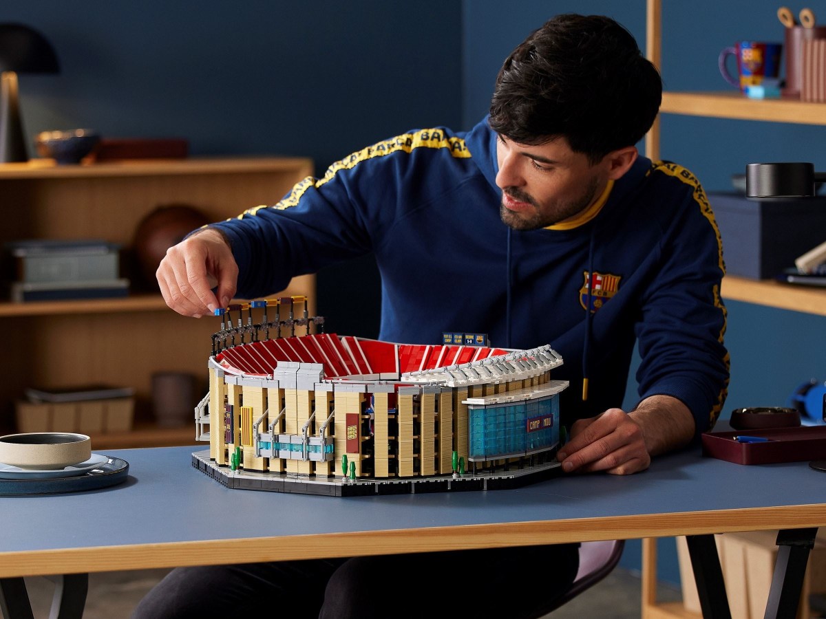 LEGO Creator Expert Camp Nou