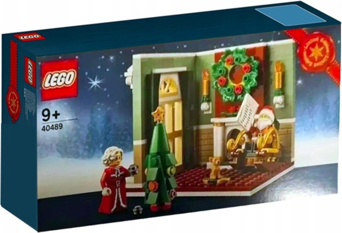 Never-Released GWP Mr. and Mrs. Claus’ Living Room Getting High Bids on eBay