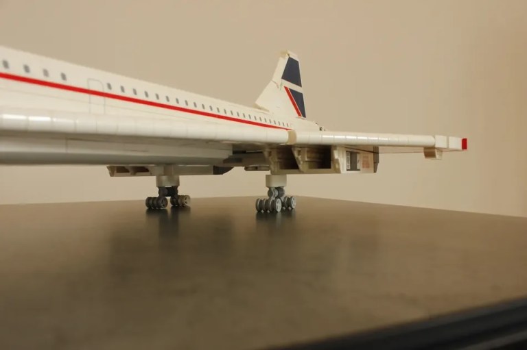 Legendary Concorde by Orbiter88 Gets 10-K Support for LEGO Ideas First 2022  Review