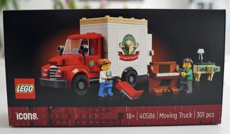 LEGO Icons Moving Truck