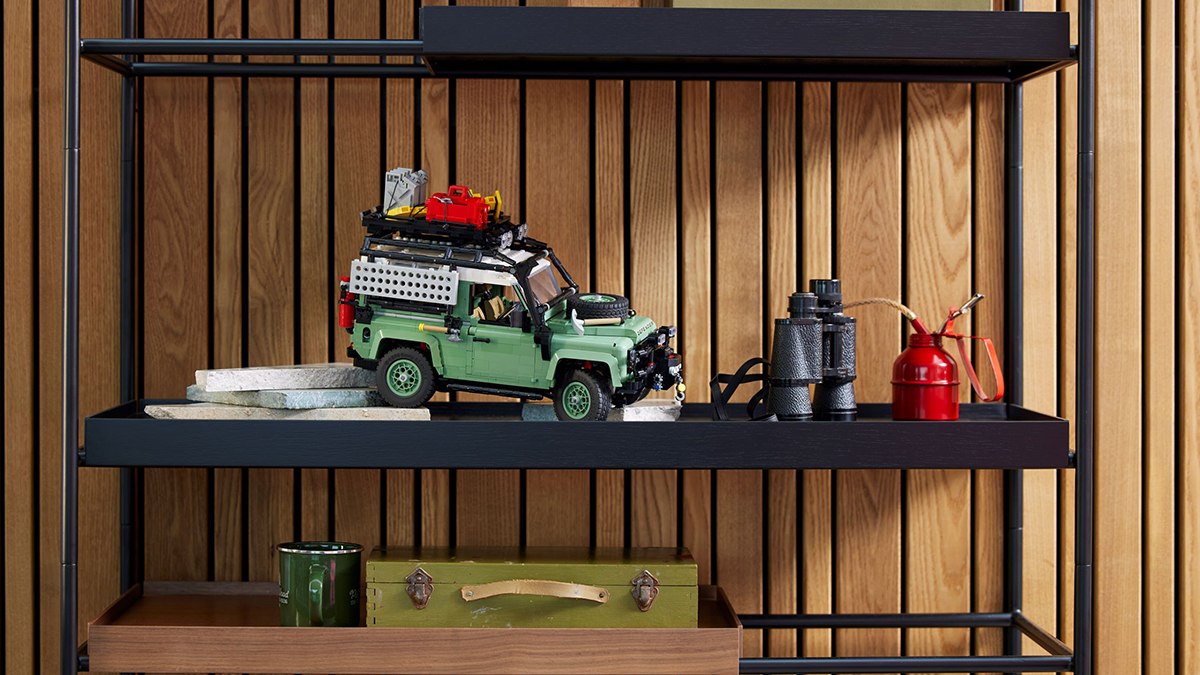 LEGO Icons Land Rover Classic Defender 90 (10317) Coming in April!