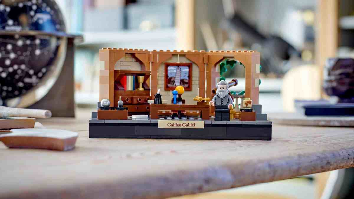 Unveiling the LEGO Ideas Tribute to Galileo Galilei (40595)