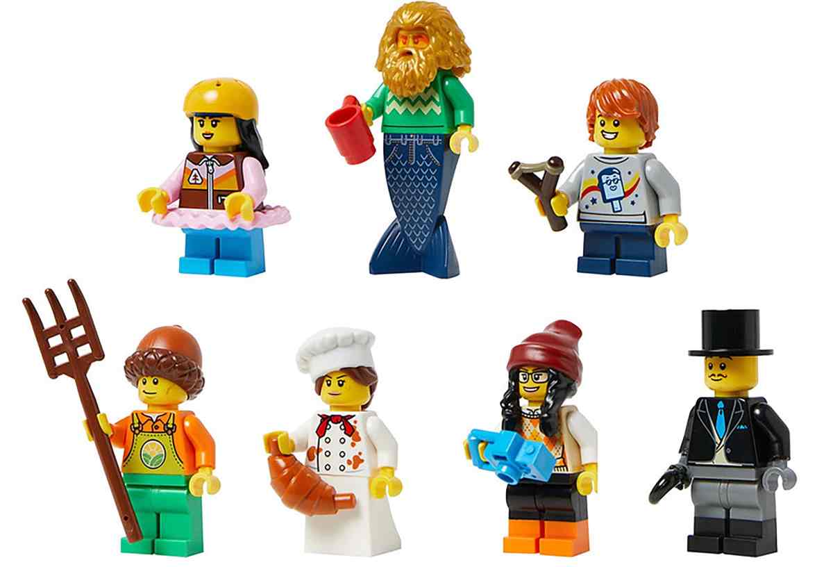 Lego Minifigures BAM Q4 Halloween 2023 Build a Minifigure Lot of minifigures