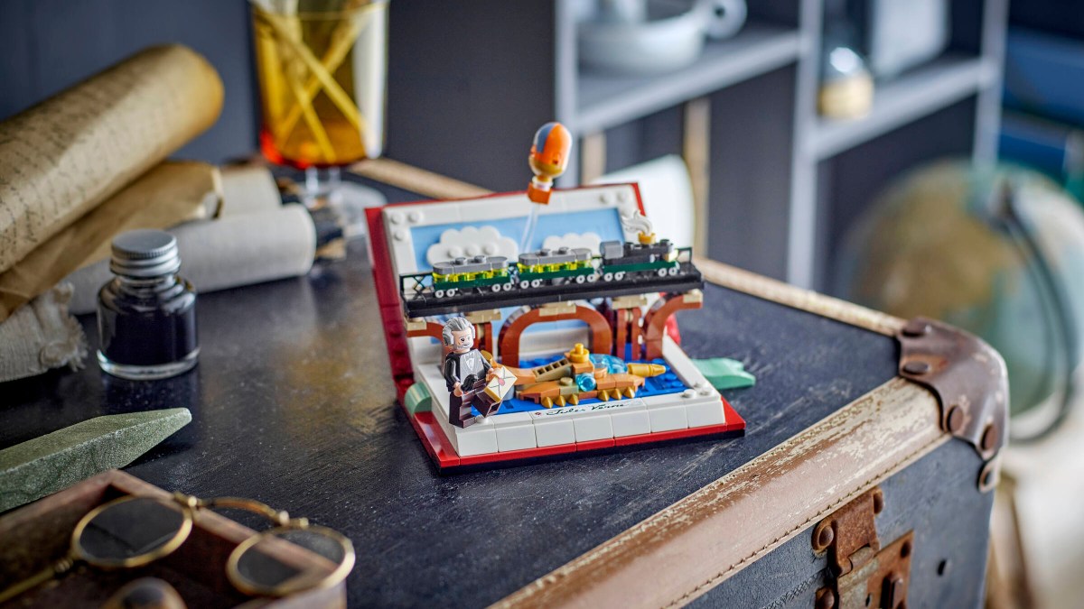 Discover the Exciting LEGO Tribute to Jules Verne's Books 40690 - A ...